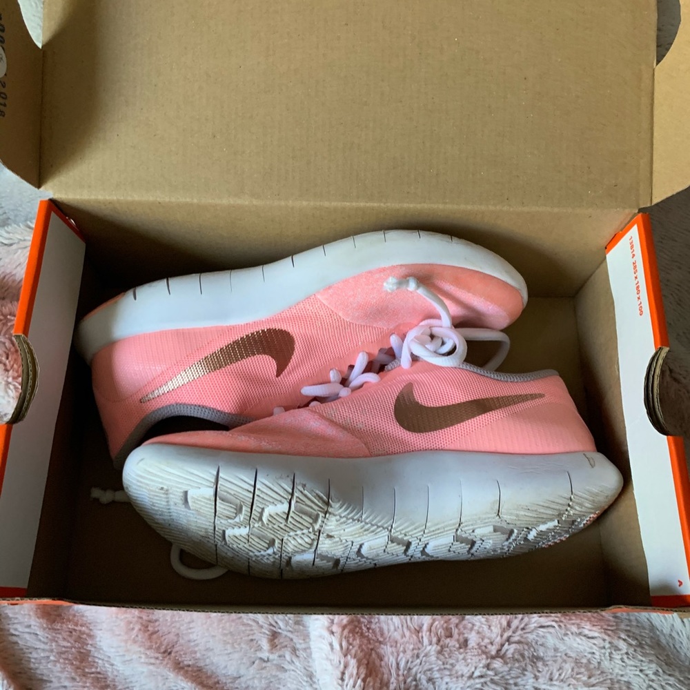 Nike Flex Contact (GS) Sneaker